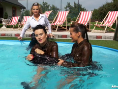 Gina Killmer and Tatiana Milovani are playing in the pool